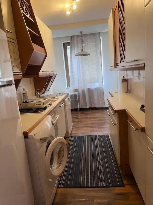 Apartment Ruhige Wohnung In Schwechat Naehe Flughafen Austria