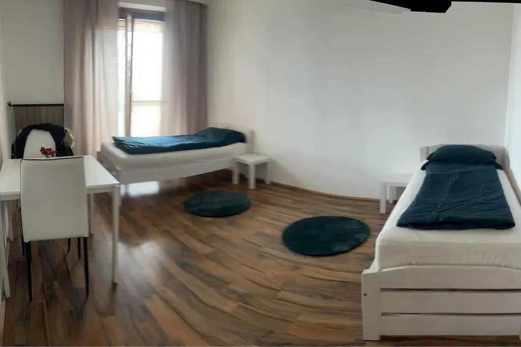 Apartment Ruhige Wohnung In Schwechat Naehe Flughafen
